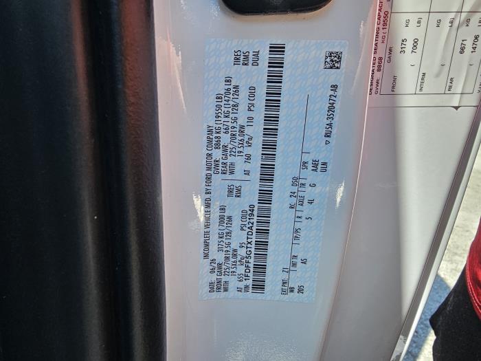 2026 Ford F-550-20