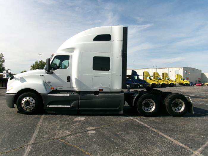 2022 International LT625-4