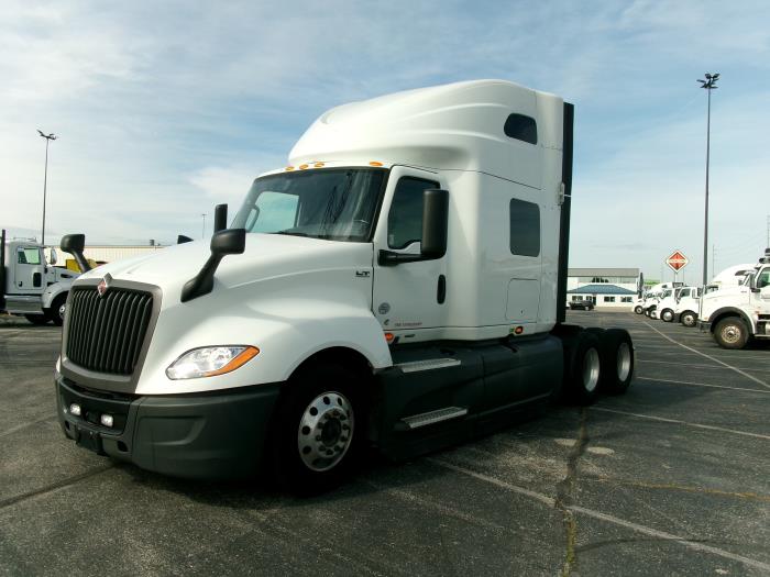 2022 International LT625-0
