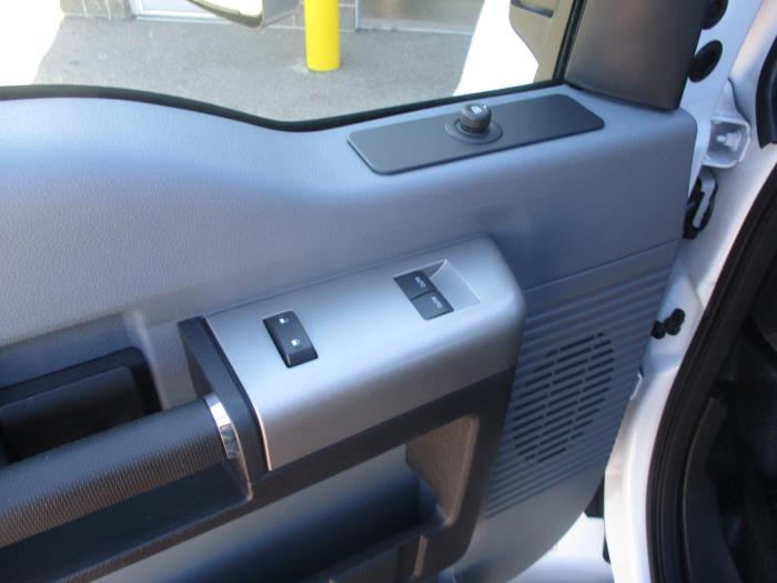 2027 Ford F-650-9