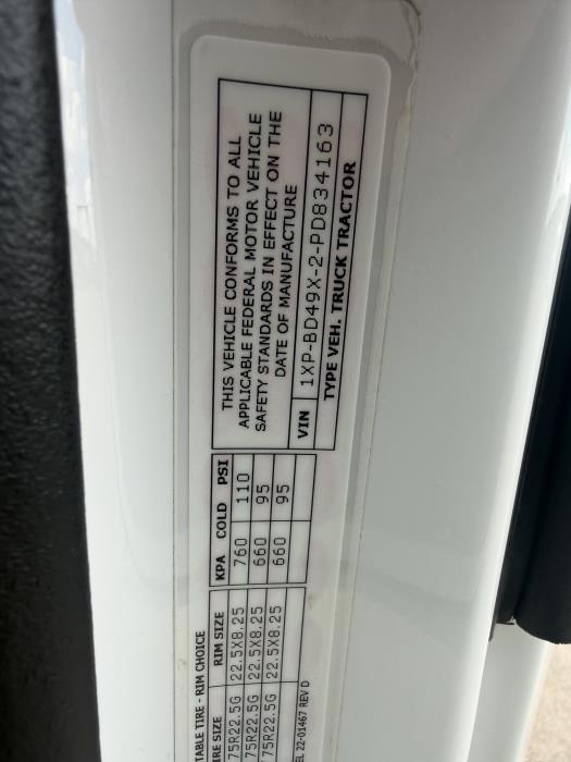 2023 Peterbilt 579-1