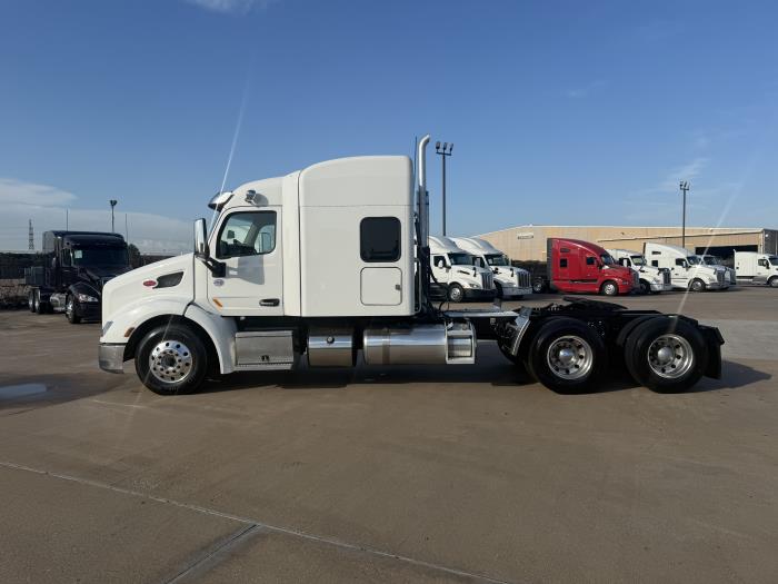 2021 Peterbilt 579-1
