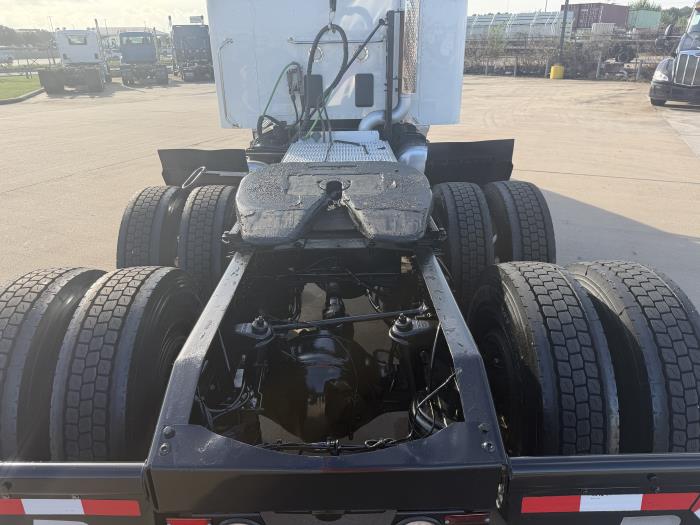 2021 Peterbilt 579-12