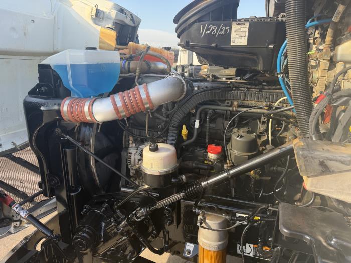 2021 Peterbilt 579-16