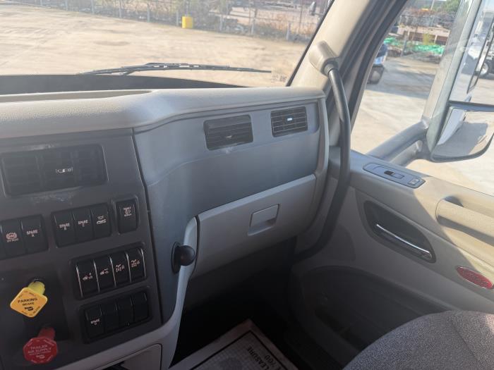 2021 Peterbilt 579-31