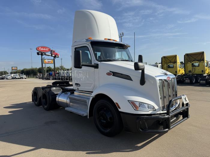 2023 Peterbilt 579-6