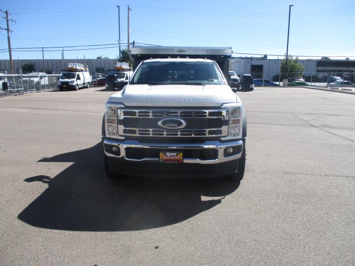 2026 Ford F-550-1