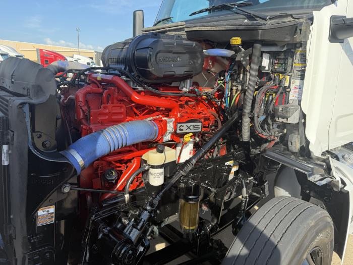 2023 Peterbilt 579-13