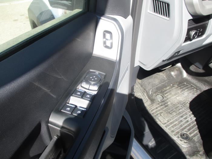 2026 Ford F-550-8