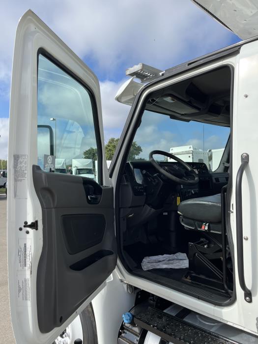 2021 International MV607-9