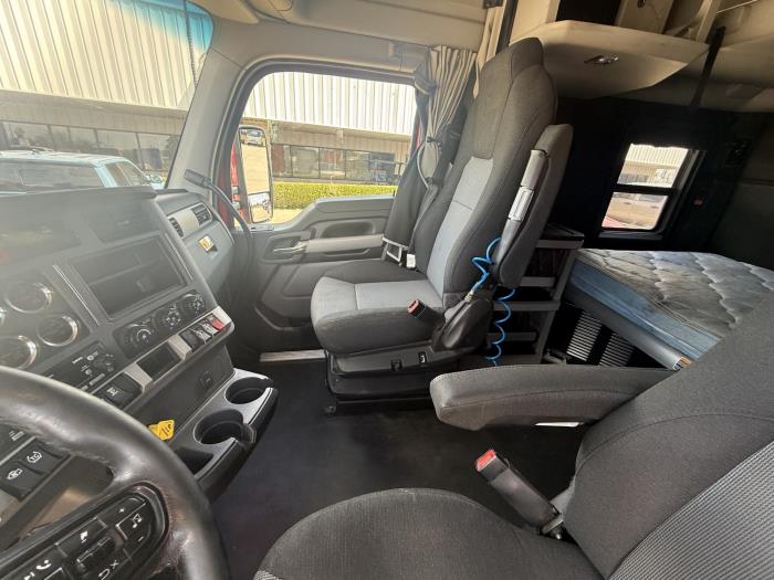 2022 Kenworth T680-5