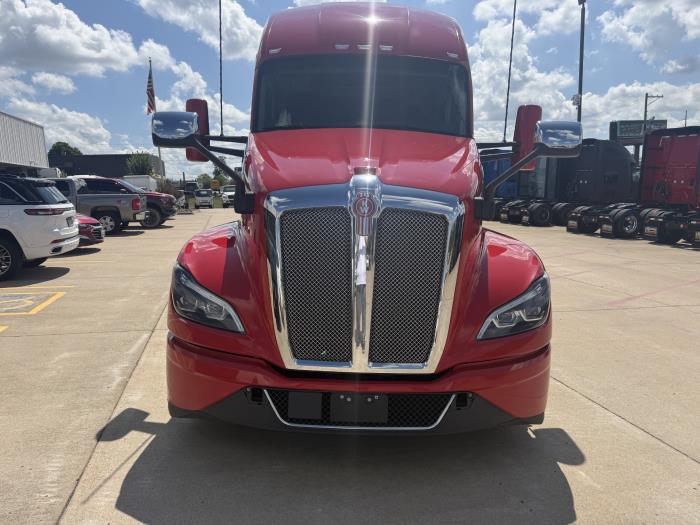 2022 Kenworth T680-10