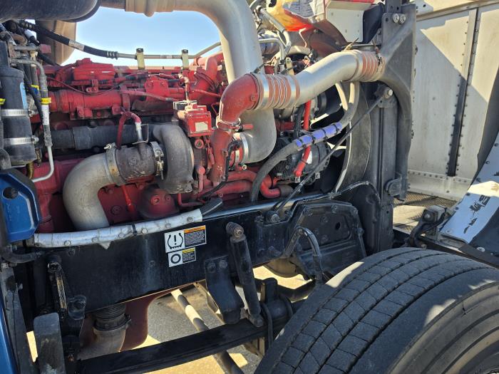 2022 Peterbilt 389-22
