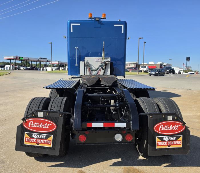 2022 Peterbilt 389 — photo 5