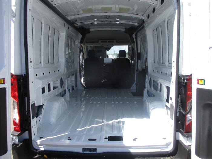 2027 Ford Transit-350-12