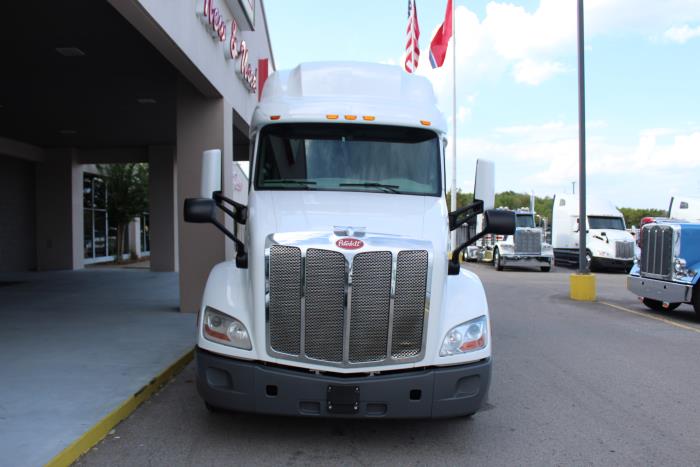 2021 Peterbilt 579-1