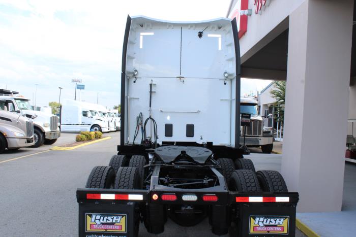 2021 Peterbilt 579-4