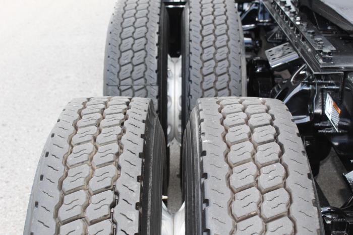 2021 Peterbilt 579-5