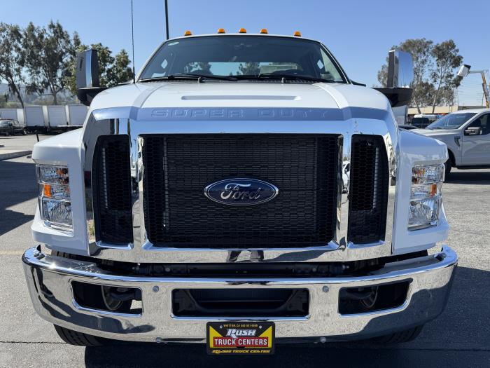 2027 Ford F-750-5