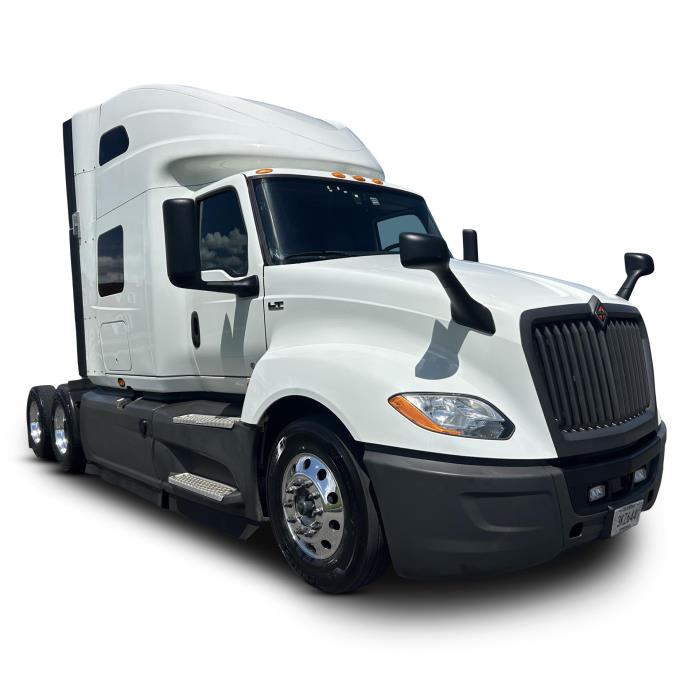 2022 International LT625-0