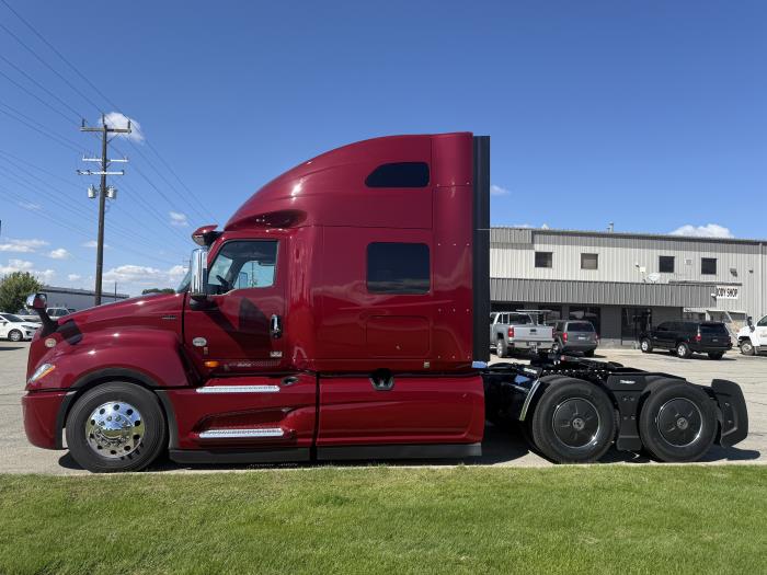 2027 International LT625-2
