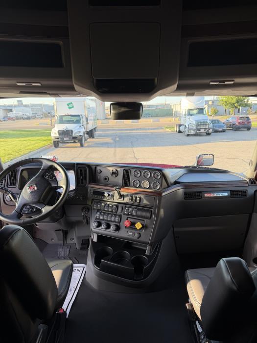 2027 International LT625-23