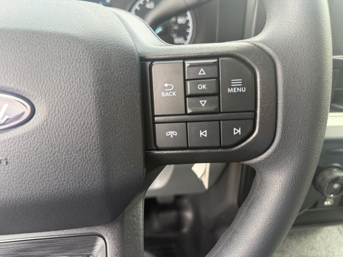 2027 Ford F-550-26