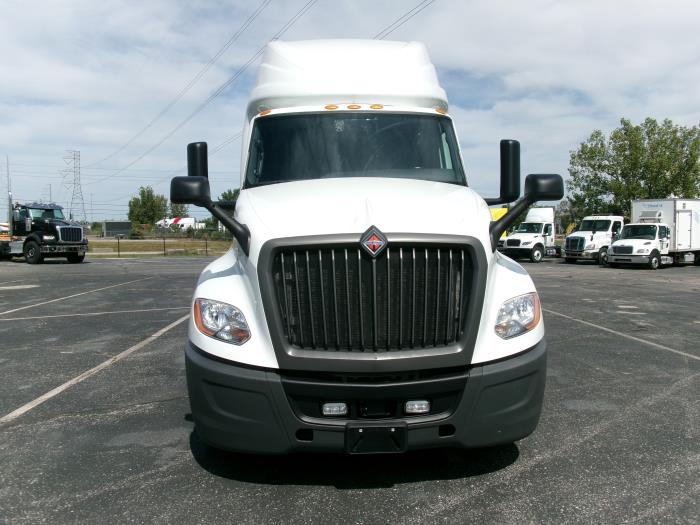2022 International LT625-1