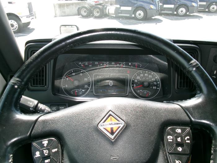 2022 International LT625-9