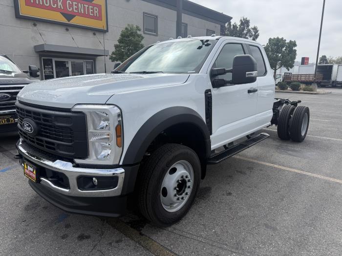 2027 Ford F-550-1
