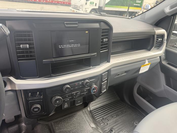 2027 Ford F-550-15