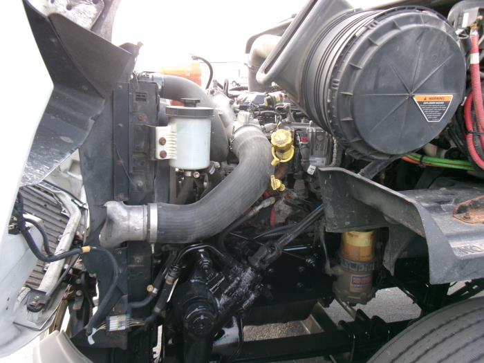 2021 International RH613-8