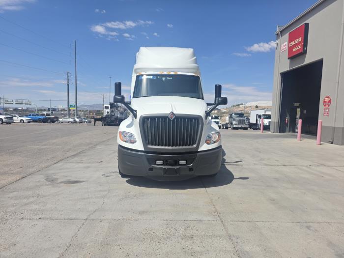 2022 International LT625-1