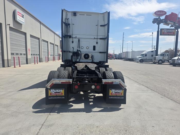 2022 International LT625-5