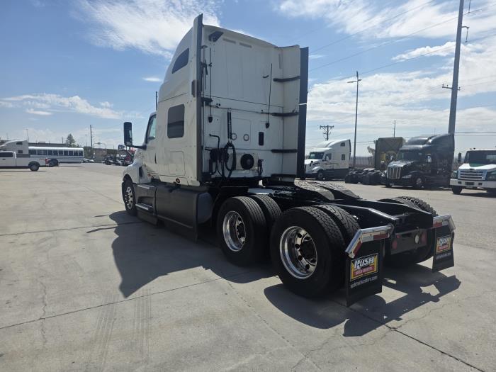 2022 International LT625-6