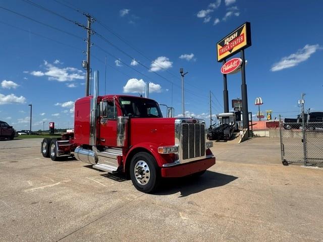 2027 Peterbilt 589-12
