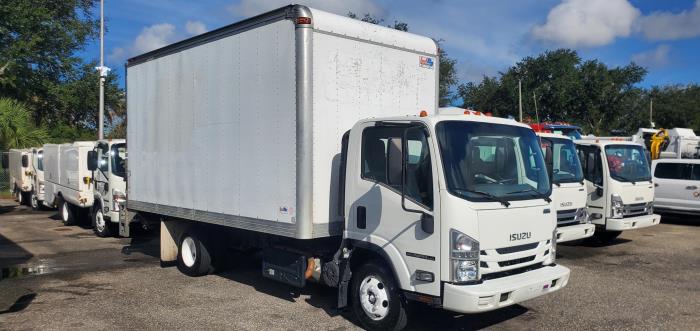 2019 Isuzu NPR-0