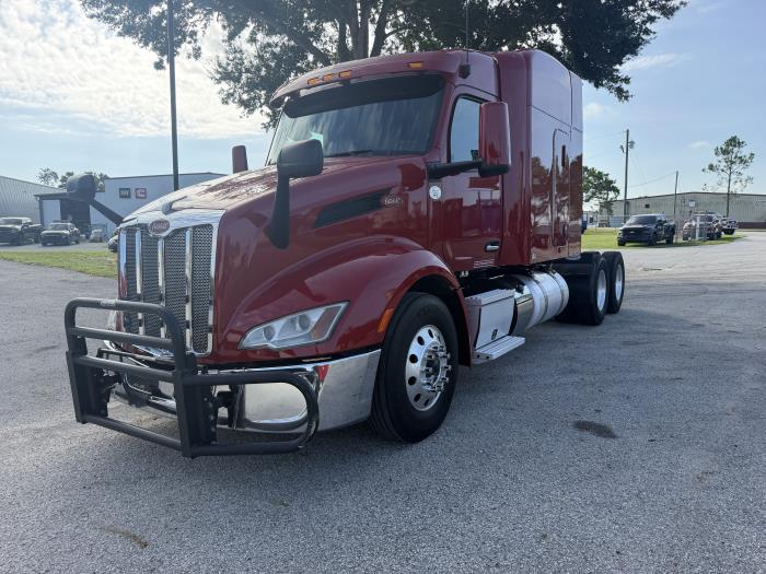 2023 Peterbilt 579-3