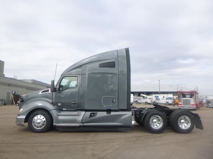 2022 Kenworth T680-1