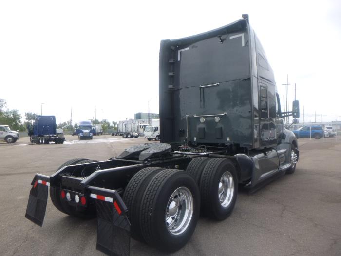 2022 Kenworth T680-4