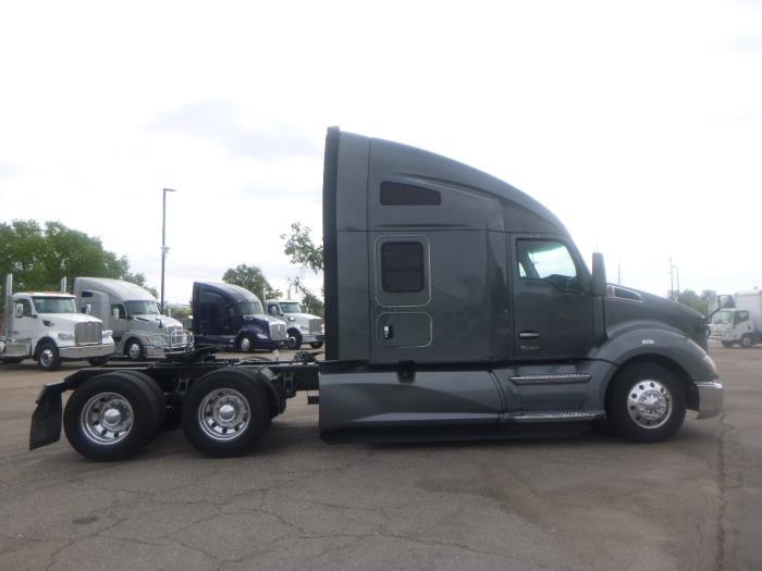 2022 Kenworth T680-5