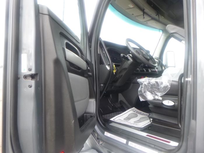 2022 Kenworth T680-11