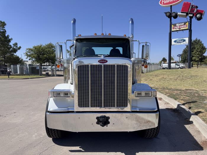 2027 Peterbilt 589-7