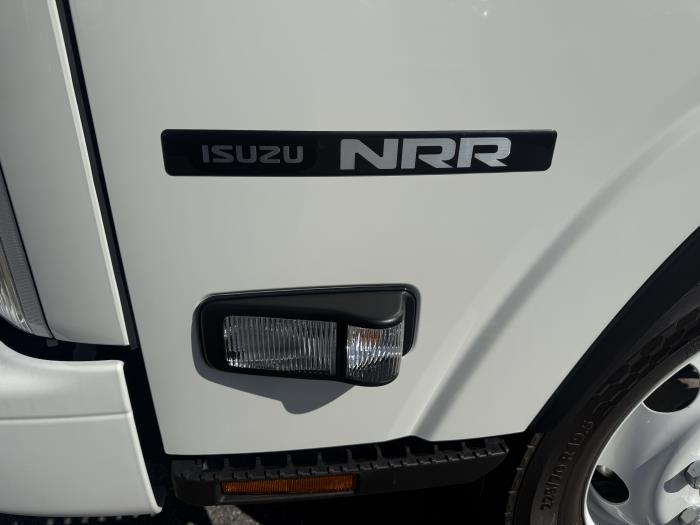 2026 Isuzu NRR-9