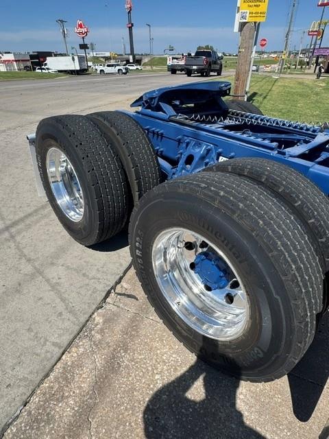 2027 Peterbilt 589-13