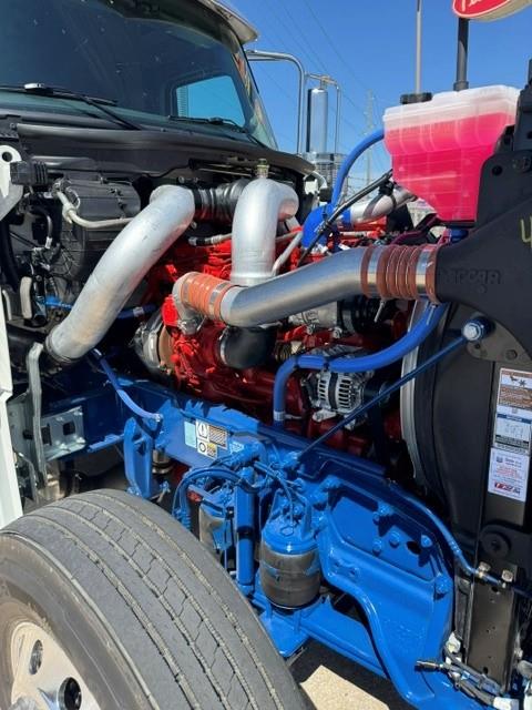 2027 Peterbilt 589-36