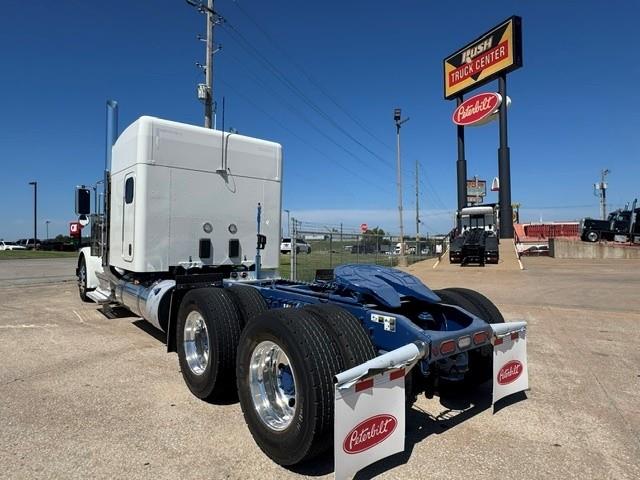 2027 Peterbilt 589-7