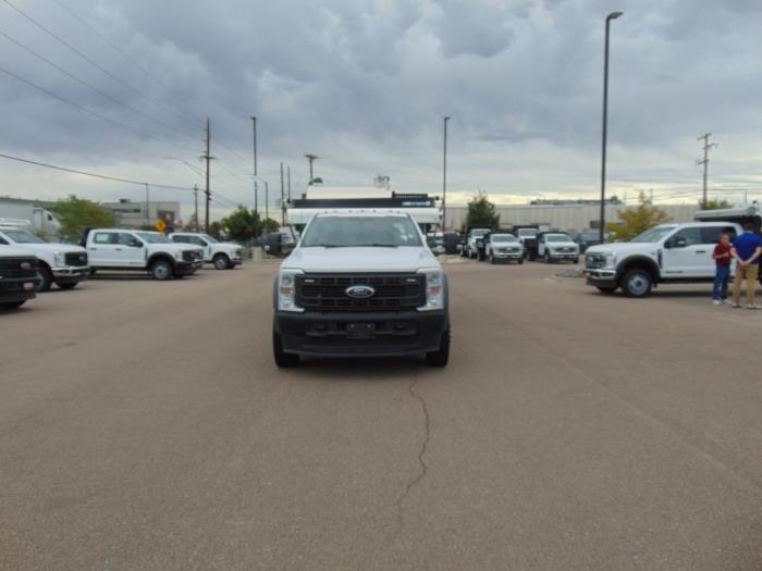 2025 Ford F-600-3
