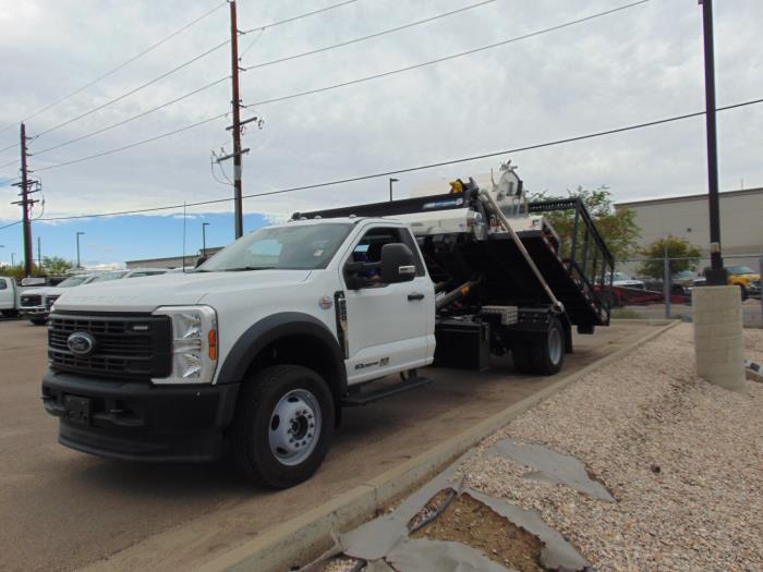 2025 Ford F-600-9