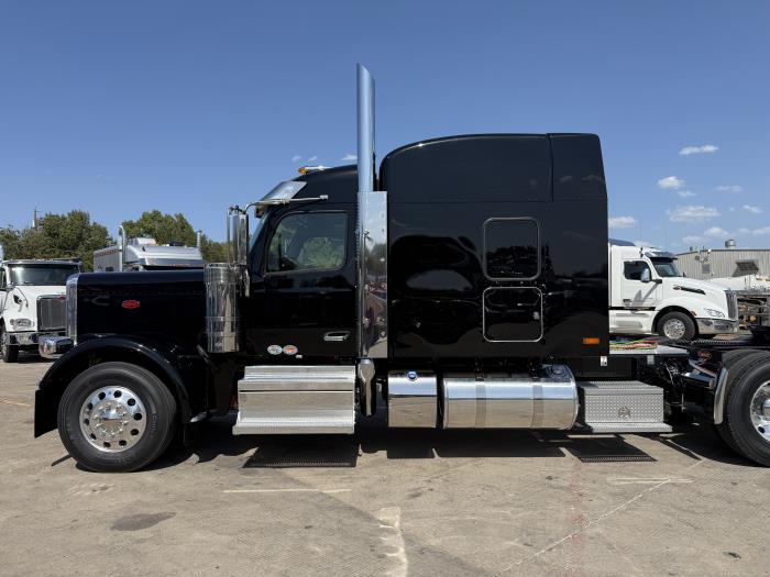 2027 Peterbilt 589-5